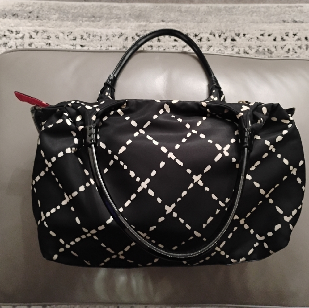 Kate Spade Sew Be It Stevie Lattice Print Shoulder Bag in Black & White - Picture 4 of 16